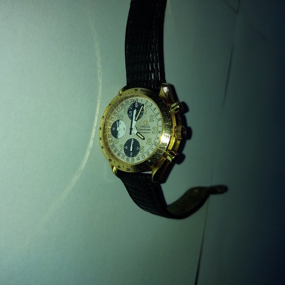 Omega Speedmaster Rose Gold Watch - Picture 4 of 5